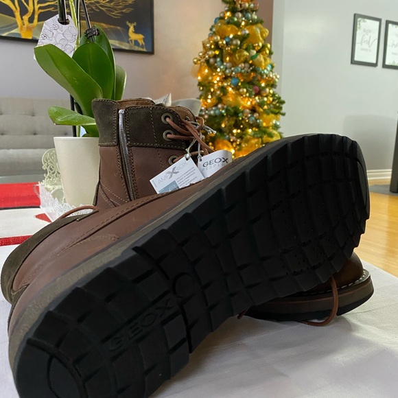 Geox Brand New Men's Leather Lace-Up Ankle Boots Size 9 US with the Original Box - Picture 2 of 4